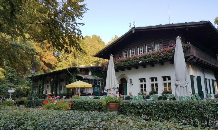 Wirtshaus & Pension Lamm